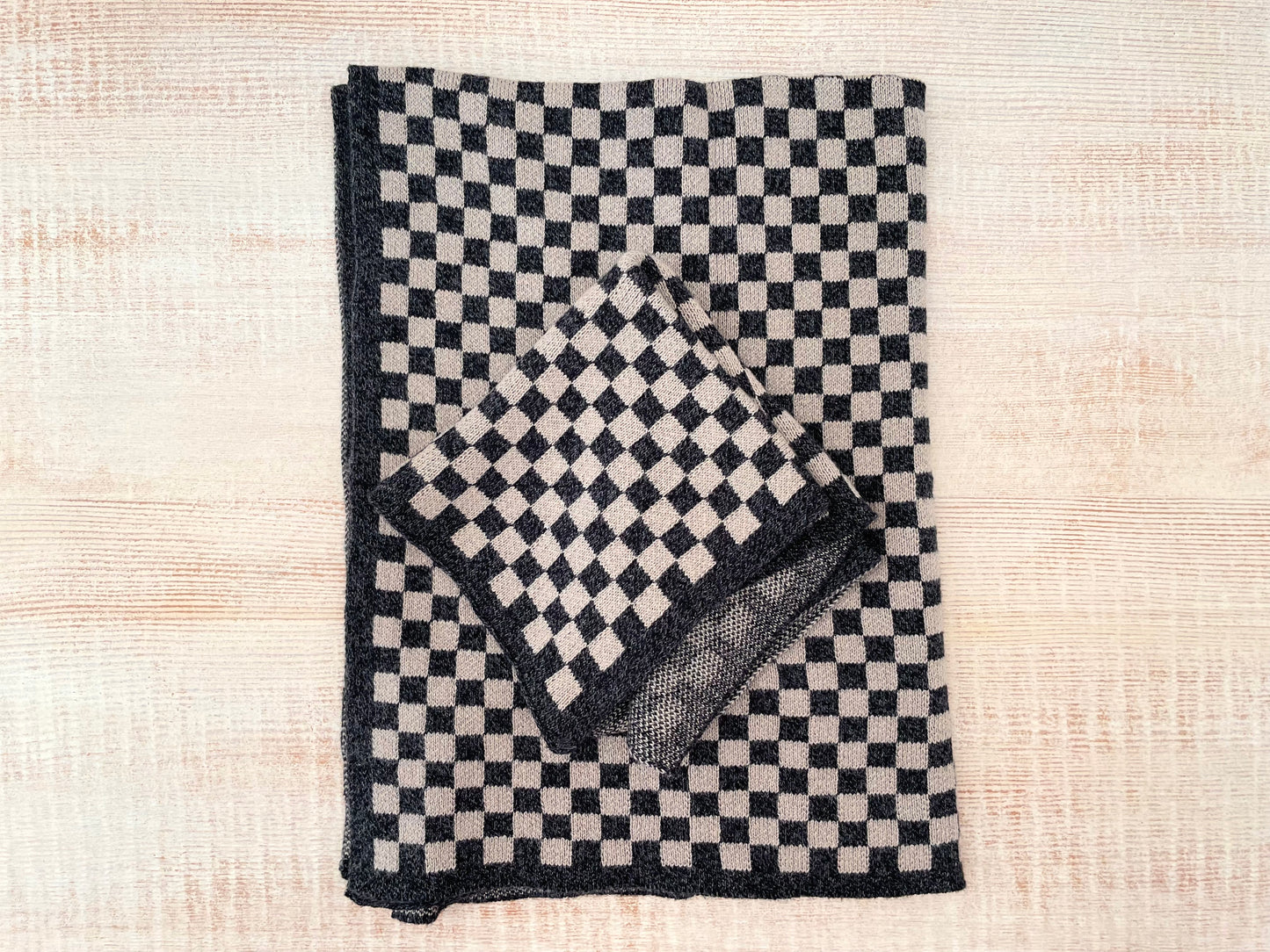 Gray Checked Washcloth Set