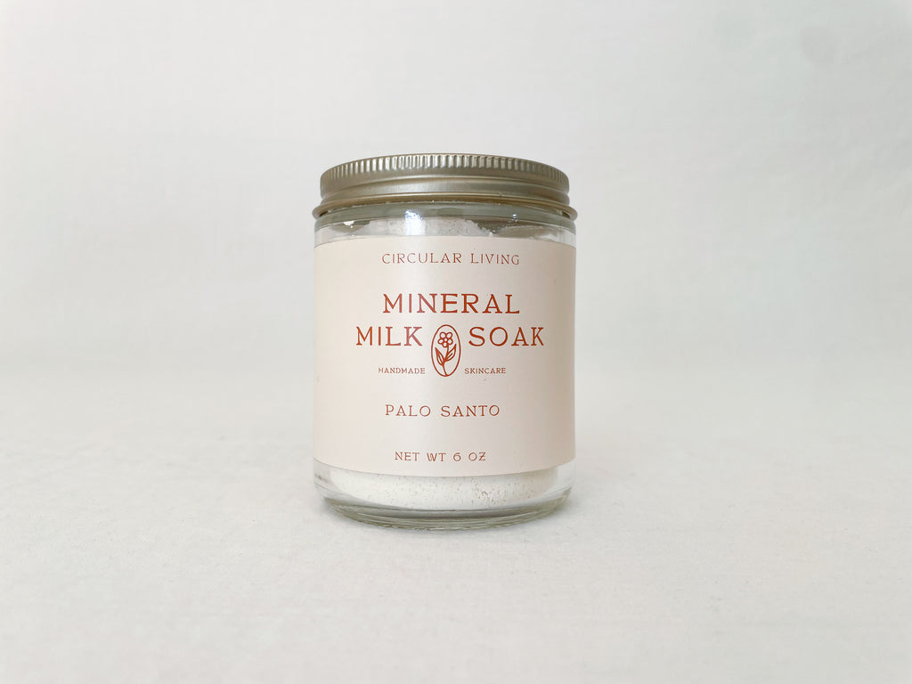 Palo Santo Mineral Milk Soak