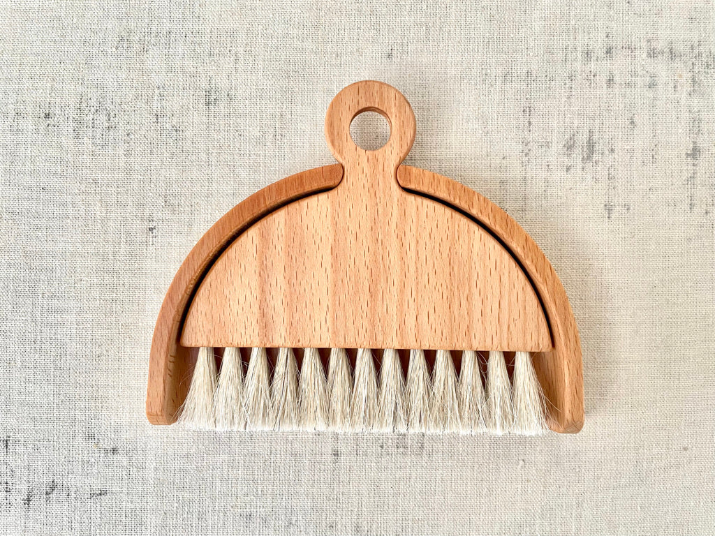 Table Brush + Dust Pan