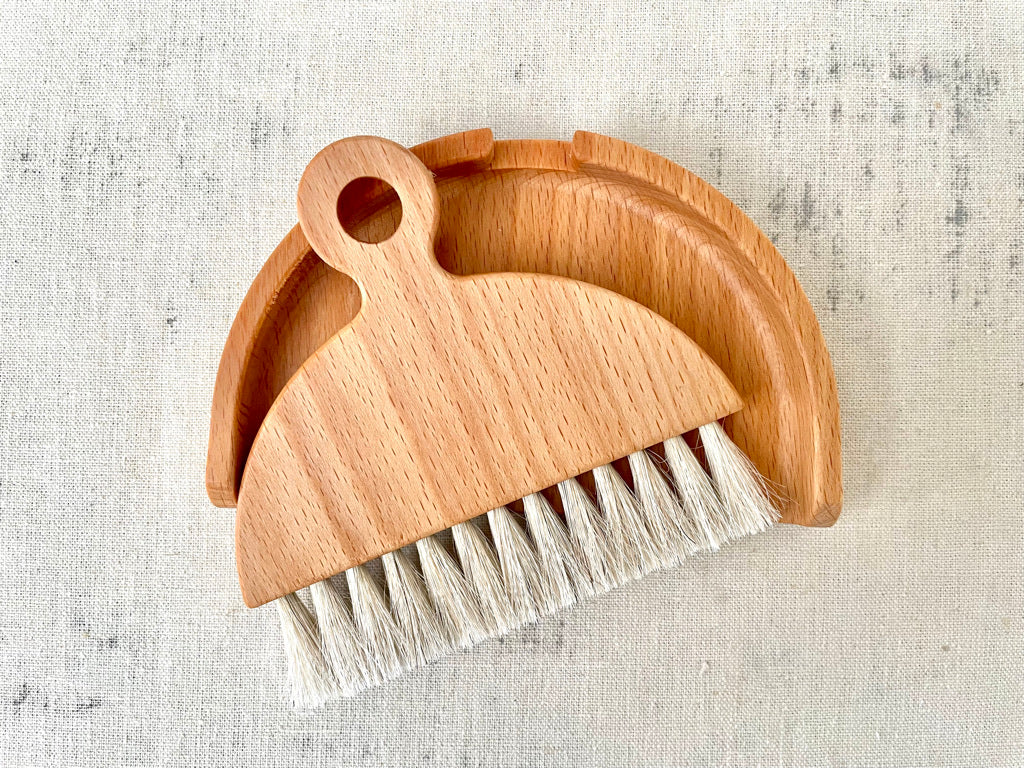 Table Brush + Dust Pan