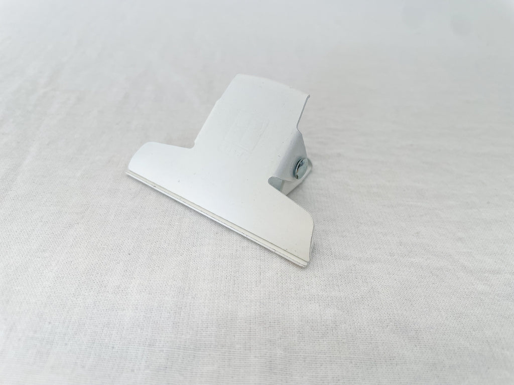 Stationary Clip