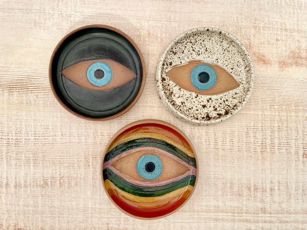 Rainbow Eye Catch-All