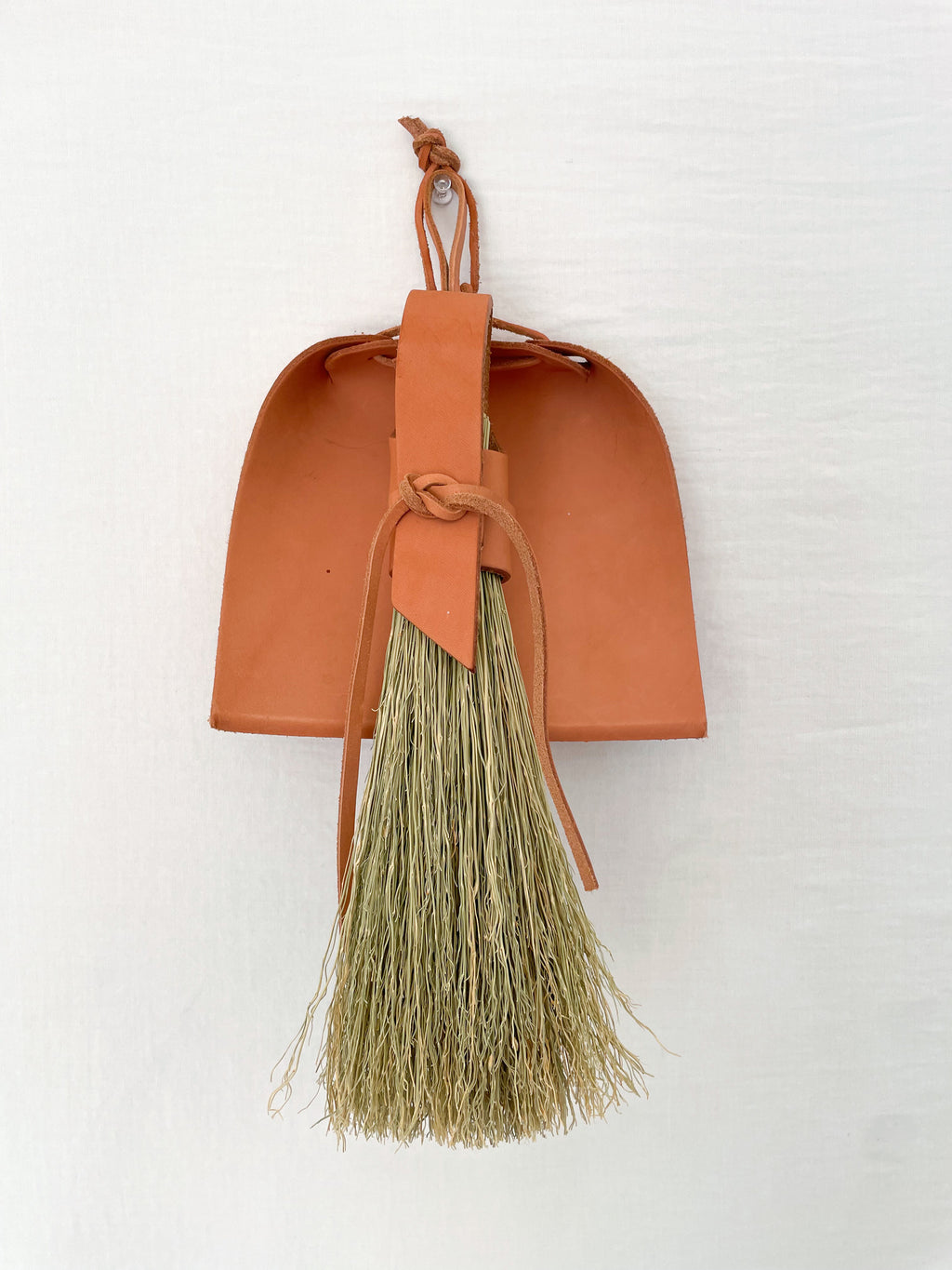 Nesting Broom + Dustpan