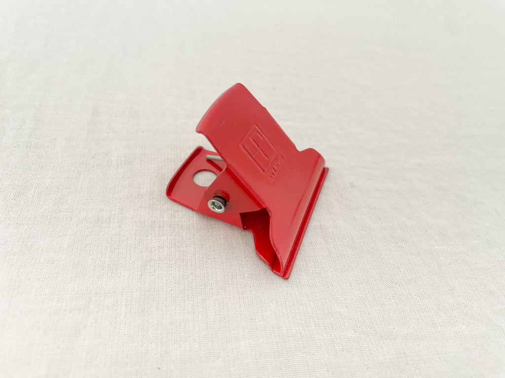 Stationary Clip