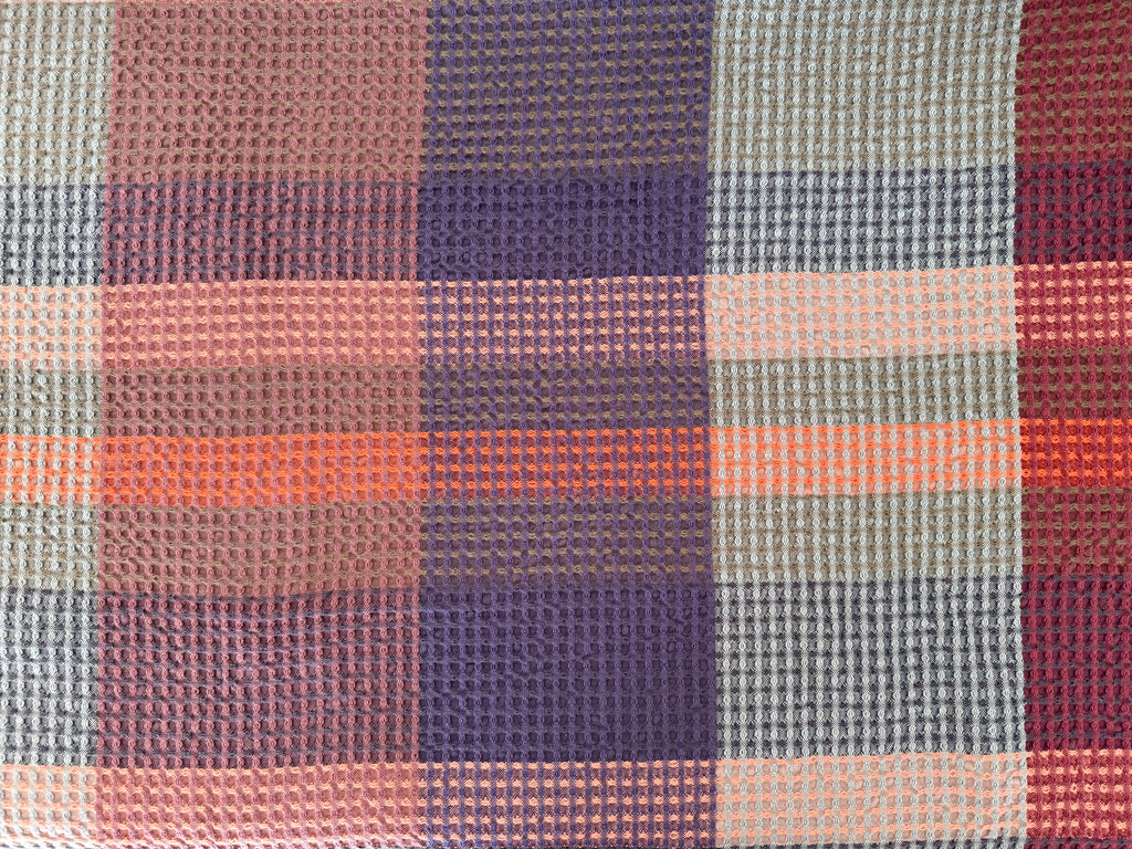 Vrou Throw Blanket