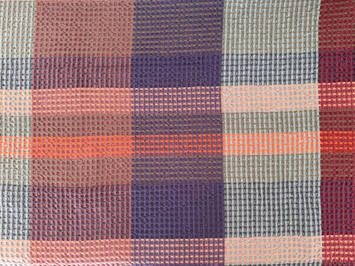 Vrou Throw Blanket