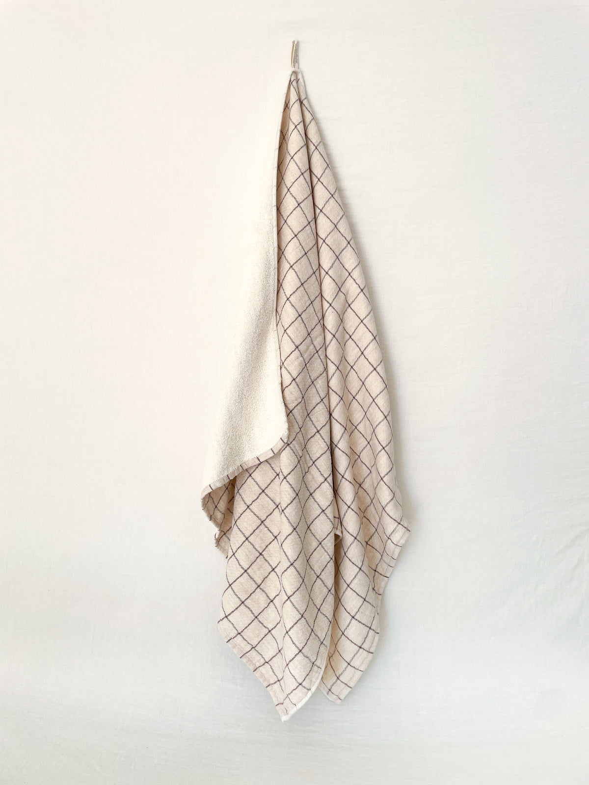Graph Towel Earl Grey