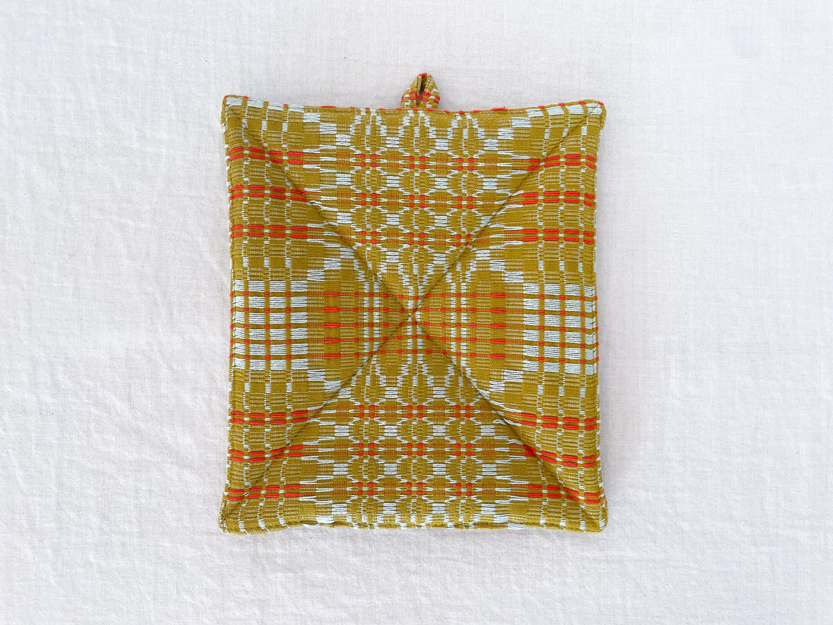 Betsy Potholder