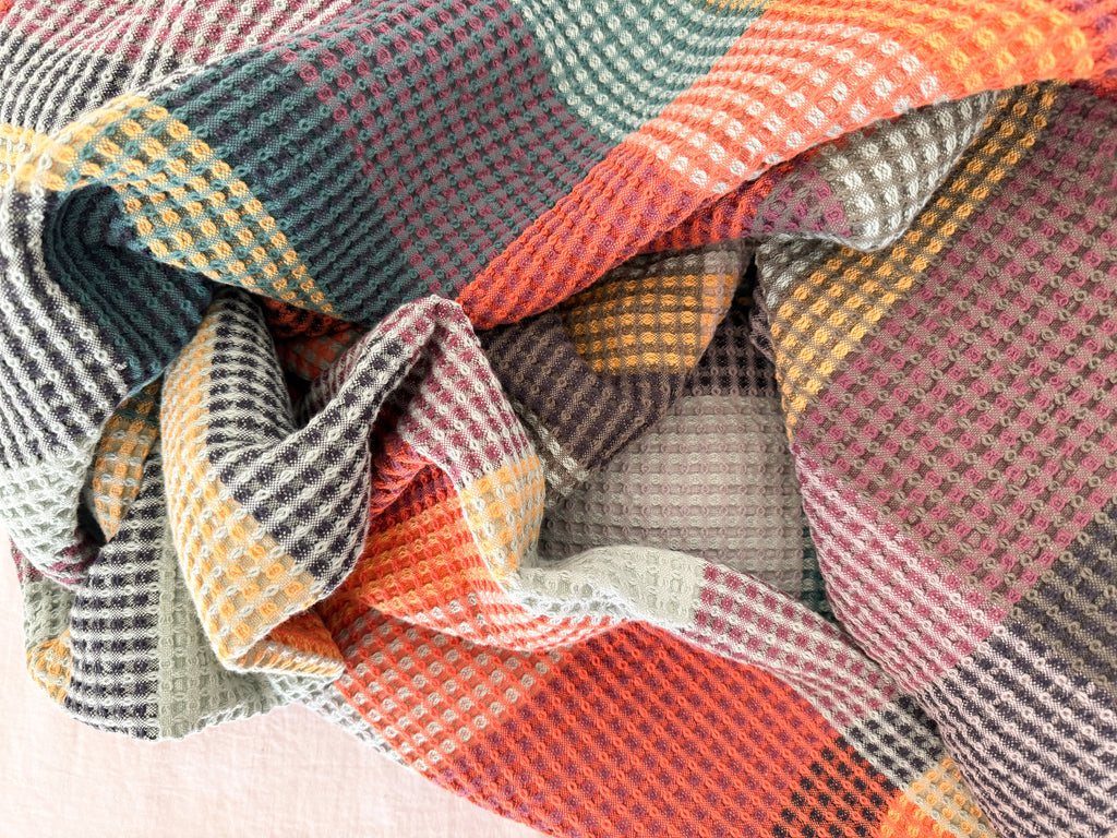Vrou Throw Blanket