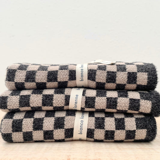 Bianca Lorenne Gray Checked Hand Towel