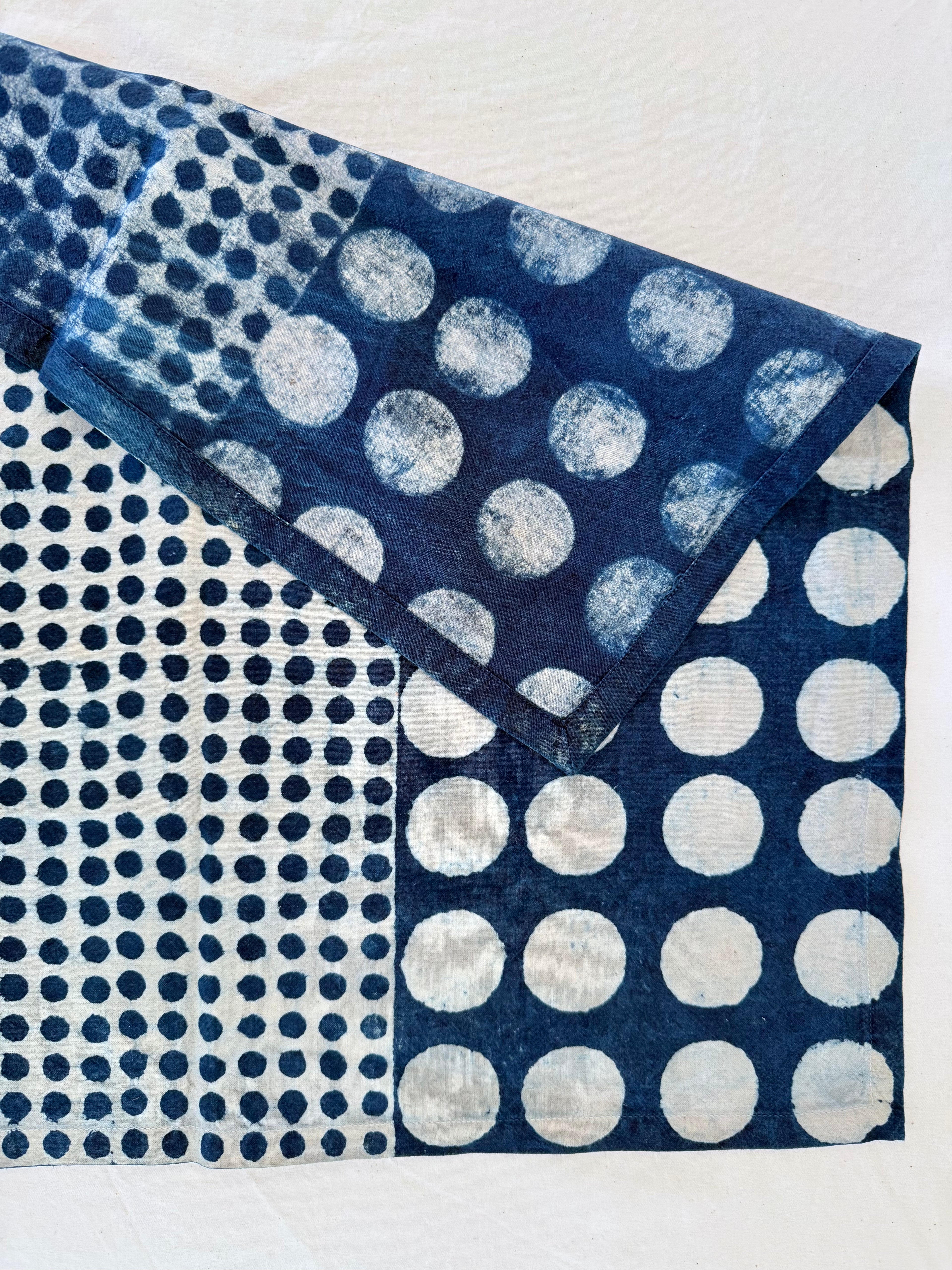 Indigo Circles Napkin Set
