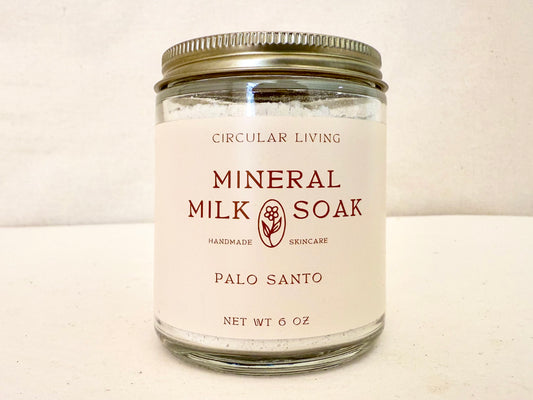 Palo Santo Mineral Milk Soak